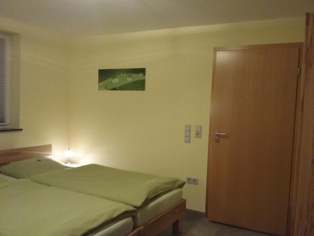Gaestezimmer , Pension Wauri Waldenbuch Екстериор снимка